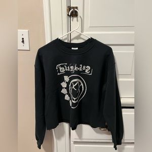 Blink-182 Hot Topic Cropped Crewneck sweatshirt